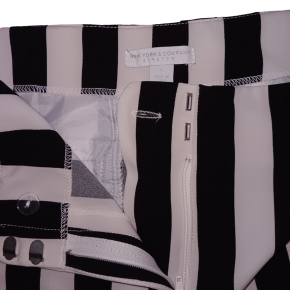 New York & Company Black and White Stripes Wide-leg Tye Waist Pants, Size 12 - Picture 4 of 4